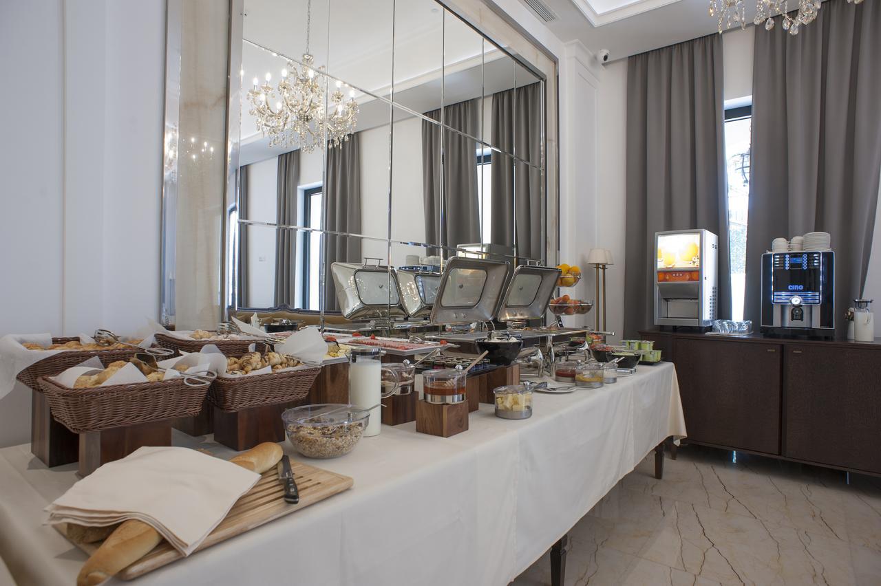 Hotel Moskva ブドヴァ エクステリア 写真